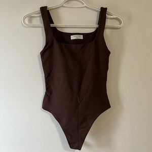 Aritzia - Babaton Contour Bodysuit